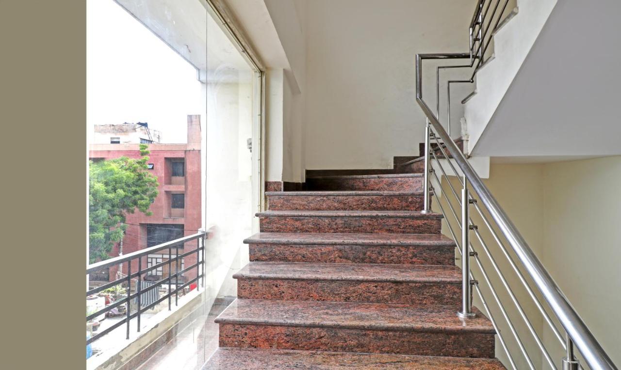 Treebo Galaxy Rooms Nowe Delhi Zewnętrze zdjęcie